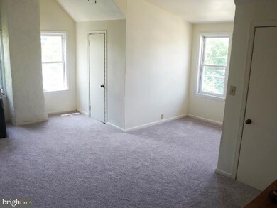 17 W Forrestview Rd, Brookhaven, PA 19015 - photo 2