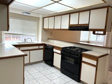 293 Maple Ct, San Jacinto, CA 92582 - photo 7