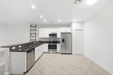 956 NE Trailside Run, Port Saint Lucie, FL 34983 - photo 6