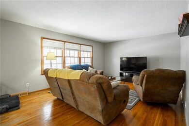 9819 W 56th St, Shawnee, KS 66203 - photo 7