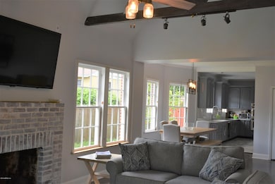 1430 Azalea Dr, Jacksonville, FL 32205 - photo 4