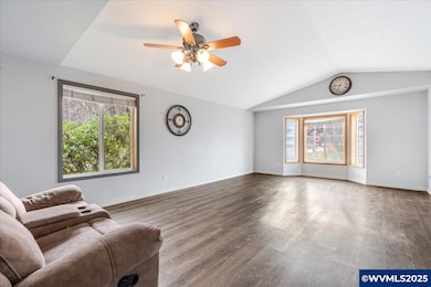 2367 Dorsey Dr, Hubbard, OR 97032 - photo 7