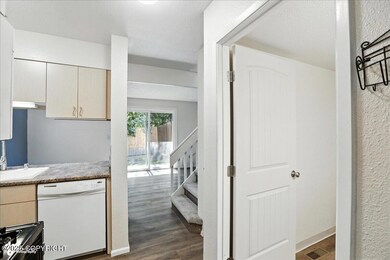 7641 Lumbis Ave unit 107, Anchorage, AK 99518 - photo 4