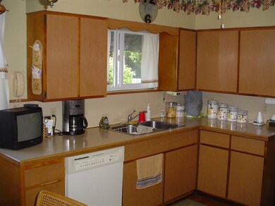 2909 Lyons Ave, Kalamazoo, MI 49048 - photo 2