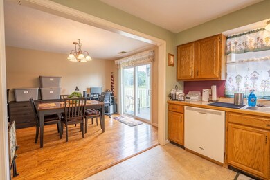 4 Crestview Dr unit 62, Spencer, MA 01562 - photo 5