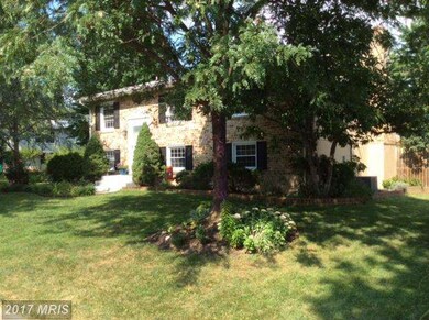 303 Sacred Heart Ln, Reisterstown, MD 21136 - photo 3