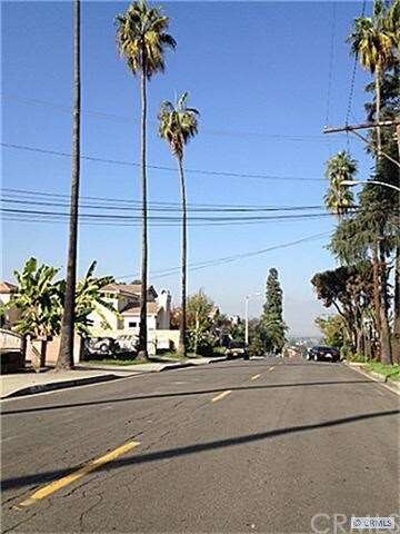 PRIVATE NEIGHBORHOOD