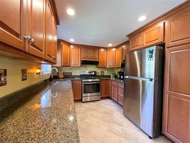 3 Cindy Dr, Nashua, NH 03062 - photo 4