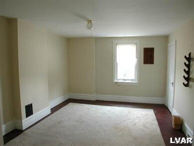 27 N Franklin St, Allentown, PA 18102 - photo 5