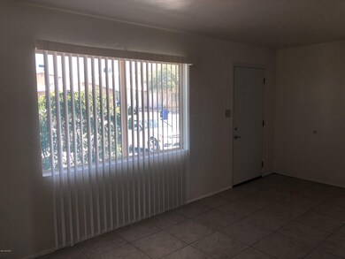 Living room, Unit 1