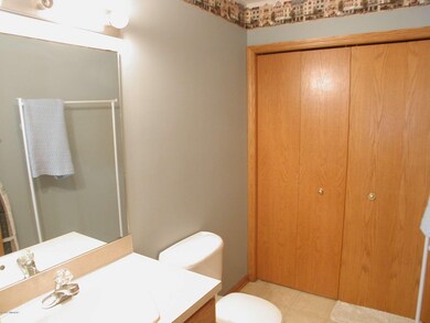 2154 Creekside Dr SW unit 67, Byron Center, MI 49315 - photo 6