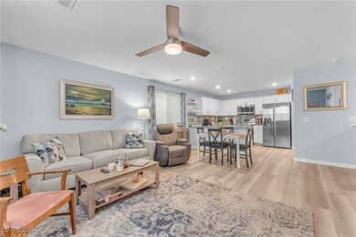 2842 Azure Breeze Ln unit 1, Las Vegas, NV 89183 - photo 4