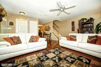 1227 Martha Greenleaf Dr, Crofton, MD 21114 - photo 4
