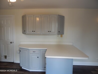 25 Monmouth Rd unit 1, Oceanport, NJ 07757 - photo 2