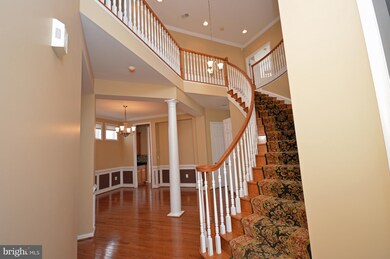 9096 Furey Rd, Lorton, VA 22079 - photo 2