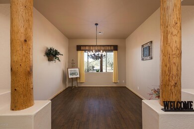 5486 E 6th Ave (11 of 28)