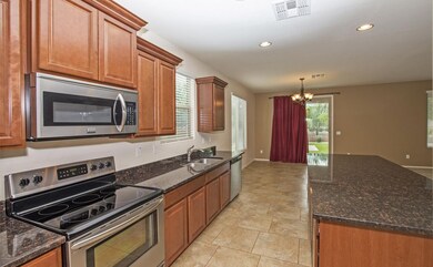 007_Beautiful Granite Countertops