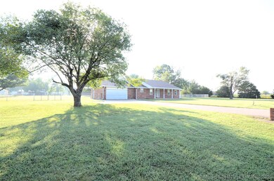 7055 S 151st West Ave, Sapulpa, OK 74066 - photo 2