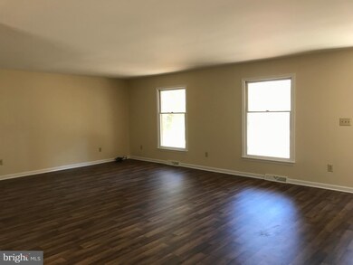 5246 Gordon Dr, King George, VA 22485 - photo 2