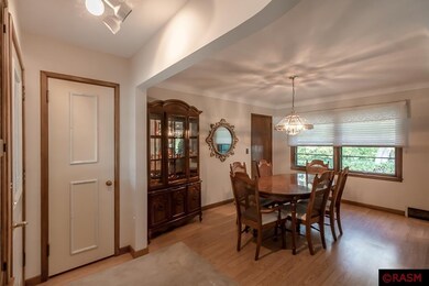 319 Woodshire Dr, Mankato, MN 56001 - photo 5