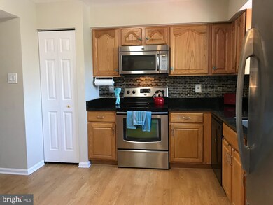 17514 Gallagher Way, Olney, MD 20832 - photo 6