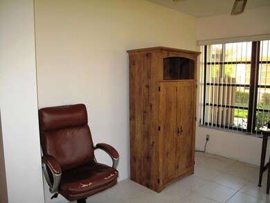 Enclosed Florida room under air (3)