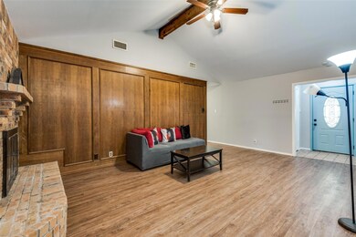 801 Red Bud Dr, Azle, TX 76020 - photo 3