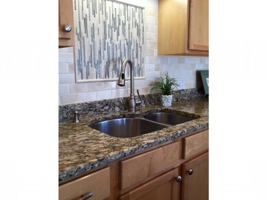 43 Cornwall St unit A, Portsmouth, NH 03801 - photo 5