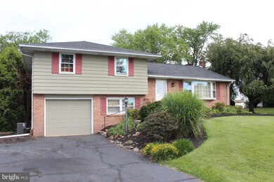 1663 County Line Rd, Bechtelsville, PA 19505 - photo 3