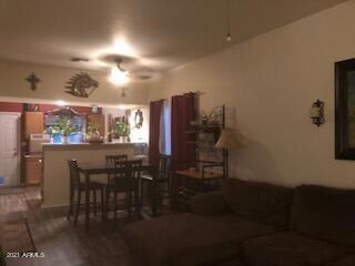 Living Dining Area