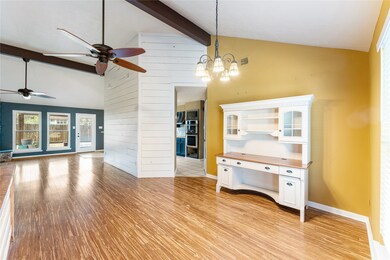 8542 Sunny Ridge Dr, Houston, TX 77095 - photo 6