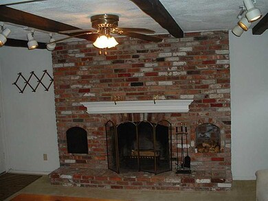 146 Burlingame Rd, West Warwick, RI 02893 - photo 5