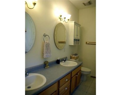 Master Bath/Spa.