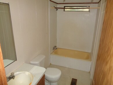 64 Rutland Rd, Crawfordville, FL 32327 - photo 7