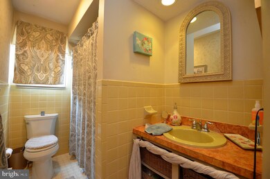 1625 Allen Ave, Allentown, PA 18103 - photo 7
