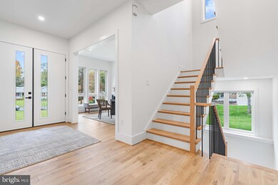 3910 Estel Rd, Fairfax, VA 22031 - photo 3