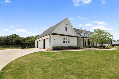 757 Glade Park Ct, Azle, TX 76020 - photo 2