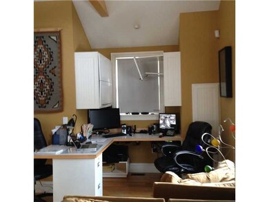 19 Wendell St, Providence, RI 02909 - photo 4