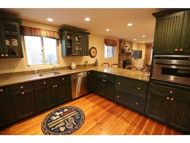Kitchen. Fully renovated kitchen...