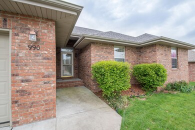 Molea-Crestwood-Home-6