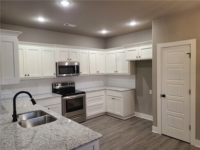 862 Pinnacle St, Prairie Grove, AR 72753 - photo 4