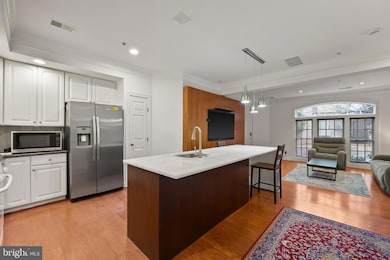 589 Odendhal Ave, Gaithersburg, MD 20877 - photo 4