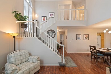 121 Pembroke Cir unit 3E, Lake Bluff, IL 60044 - photo 4