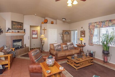 24925 N Camino Del Reino, Paulden, AZ 86334 - photo 3
