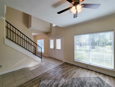 308 W 34th St, Houston, TX 77018 - photo 3