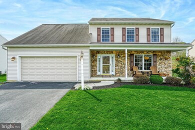 155 Brendan Mews, Mount Wolf, PA 17347 - photo 2