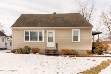 24 Swayze Dr, Latham, NY 12110 - photo 4