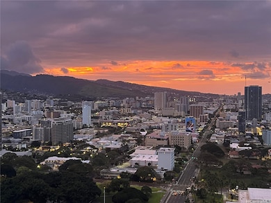Sunrise over the Koolau Mountains