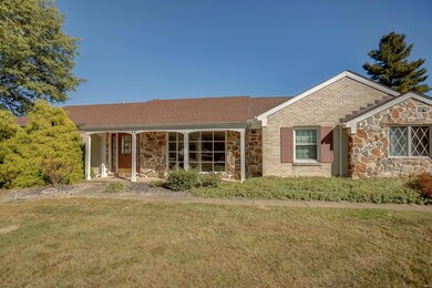 54 Cheshire Dr, Maryville, IL 62062 - photo 2