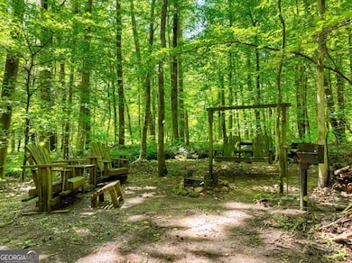 Spend the day down by the creek - so peaceful!